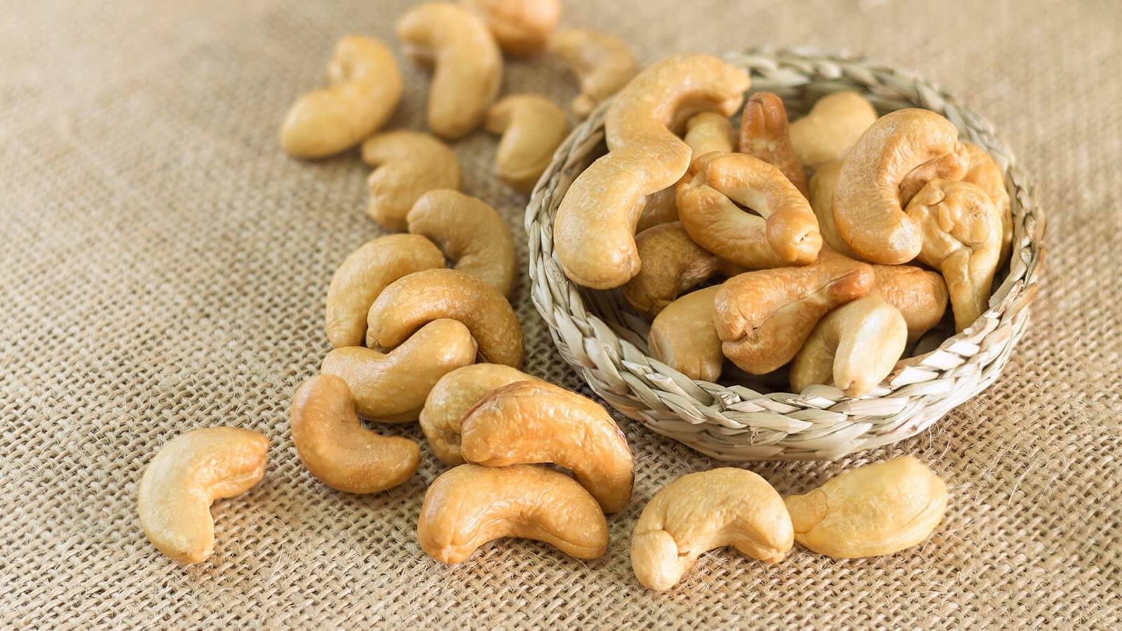 Cashews